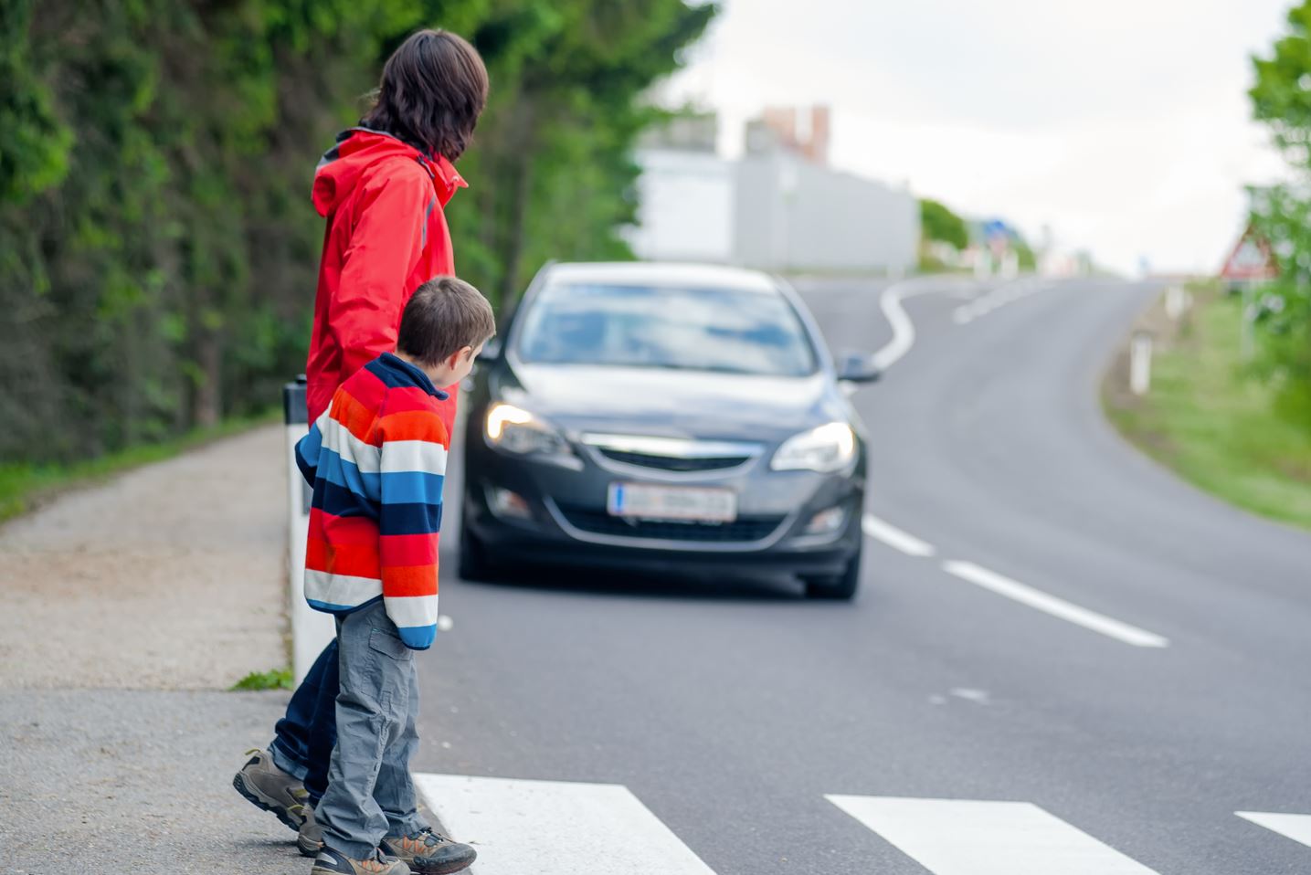 Most pedestrian vs. vehicle injuries result from vehicle and ground impacts. Adults tend to experience trauma to the head and neck